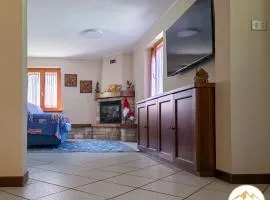 Casa con giardino e garage vicino alle piste