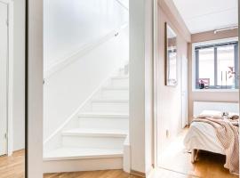 Charming Duplex near the beautiful Akerselva river, hotel que aceita pets em Oslo