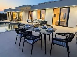 Sunny&calmhouse