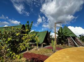 Cabanas na Natureza em Alto Para&iacute;so, camping de luxo em Alto Para&iacute;so de Goi&aacute;s