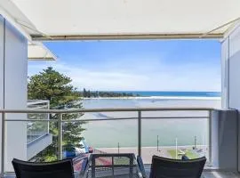 The Entrance Waterfront Apartment 505