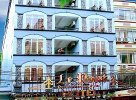 Le Pont Hotel, hotel em Ilha de Cát Bà
