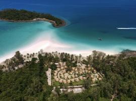 The Survival by Seudam, отель с парковкой в городе Кут