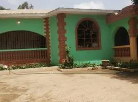Afonta's Greenhouse Retreat