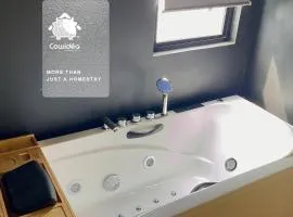 Austin Crest -- BBQ & Mahjong & WIFI #4BR3B #8pax by Cowidea