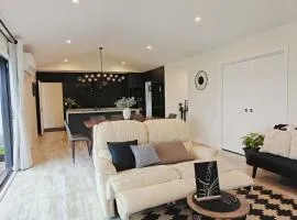 Black Pearl-4 bedroom brand new designer house