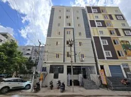 Om Sri Vigneshwara Palani Grand Hotel
