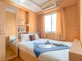 Relaxing 2BR with Pool View Mutiara Bekasi Apartment By Travelio