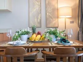 Laguna Beachside residences apartamens, walking distance to the sea