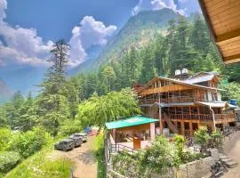 Royal Star Kasol