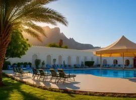 Falaj Daris Hotel