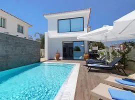 Votsalo Villa - 30m from Med Sea