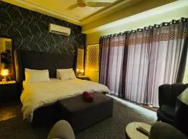 Executive 1BHK with Scenic Balcony View & Free Netflix