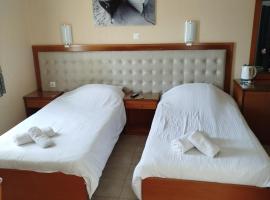 Studios Cosmopolitan