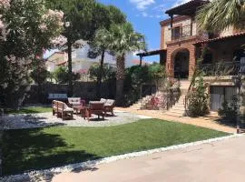 cunda sır otel