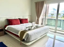 Brianna Balcony Apartment