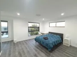 Modern and Spacious Queen Room with Attached Bathroom - NR2