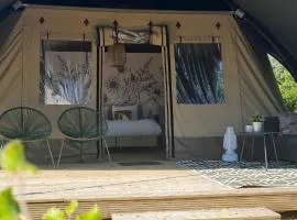 Luxe Glamping Lodge Dahlia