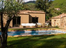 Domaine de Gialla Bergerie I Pini, 2 pers, piscine chauffée, 10 mn plage, hotel a Arraggio