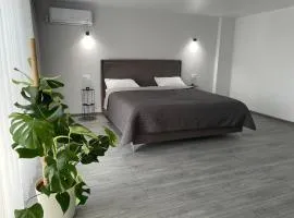 Miraj House