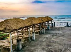 Resort Garden Retreat Seaview