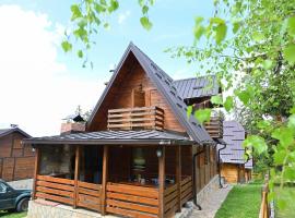 Apartmani Vidaković - planina Zlatar, Nova Varo&scaron;, Srbija, hotel con estacionamiento en Nova Varo&scaron;