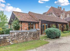 Lodge - Uk49989, hotel i Blandford Forum