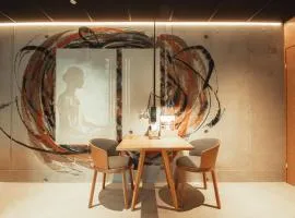 Time Hotel, Time To Stay art & boutique
