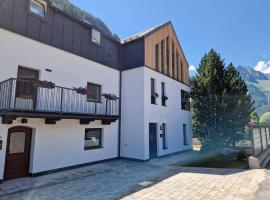 Ofelia Apartments - Haus Ofelia, hotel a Oberlängenfeld