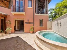Las Catalinas Villa 5 BD