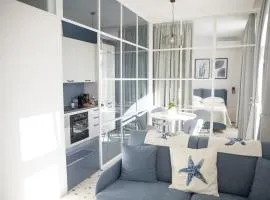 Casa GIÙ Light and Design with a Living Terrace
