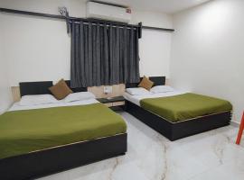 Hotel Blue Berry、シルディのホテル