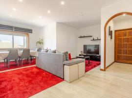 LEÇA'S BEACH FLAT**AMAZING VIEWS**PORTO, hotel in Leça da Palmeira