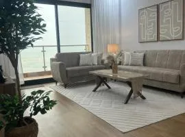 Taqah Sea View I Stunning 3 Bedroom Apartment