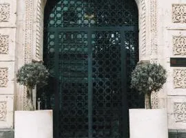 Qarvasla Hotel