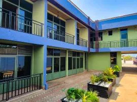 Pacific Land Guesthouse
