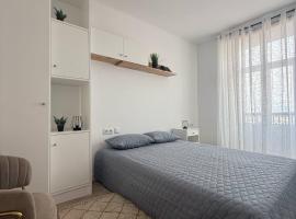 Cidade Mar, beach hotel in Horta