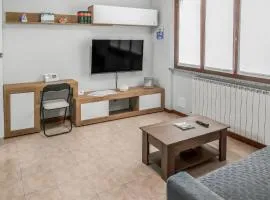 Bilocale moderno a Novara nord Self check-in - Wi-Fi