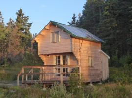 North Shore Retreat - OFF-GRID - OCEANfront