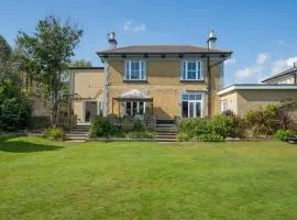 5 Bed in Sandown 87008