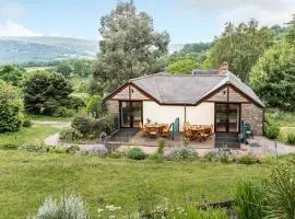2 bed in Llangenny BN316
