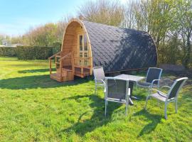 Luxe Houten Pod nr 4 Aagtekerke Dichtbij Zee en Natuur, Hotel in Aagtekerke