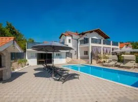 Home Sweet Home - Makarska by Villas Guide