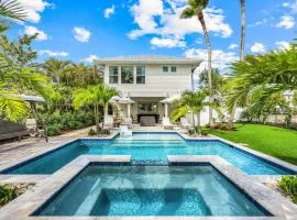 Charming Designer Cottage in Royal Harbor – A Coastal Retreat