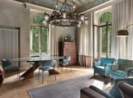 Castelpoggio Luxury Apartment, hotel de lujo en Ponte di Legno