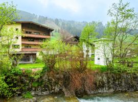 Gästehaus Dorfschmiede, hótel í Tux