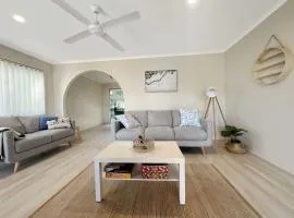 Family and Pet friendly Beachside