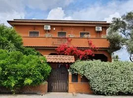 Ampie camere in villa in zona verde e tranquilla
