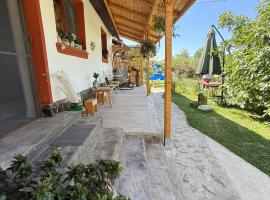 Tiny Mara, villa en R&acirc;mnicu V&acirc;lcea