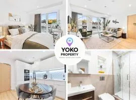 Coombe HIll Apartment - Excellent Location - Free Parking, Self-Check-In, Fast Wifi, Access to On-Site Gym, Cinema, Games Room and Work Space by Yoko Property